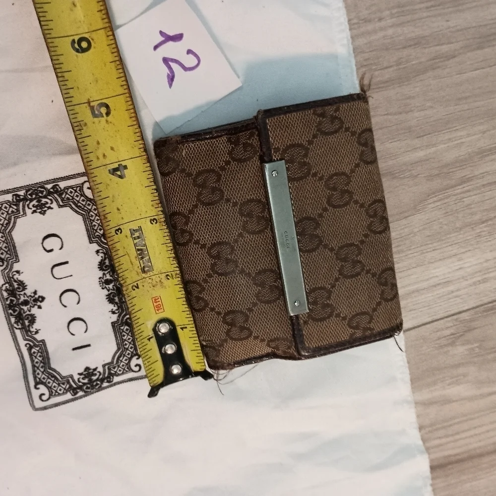 GUCCI GG Beige Canvas With Brn Leather Coin Purse Clutch/Wallet